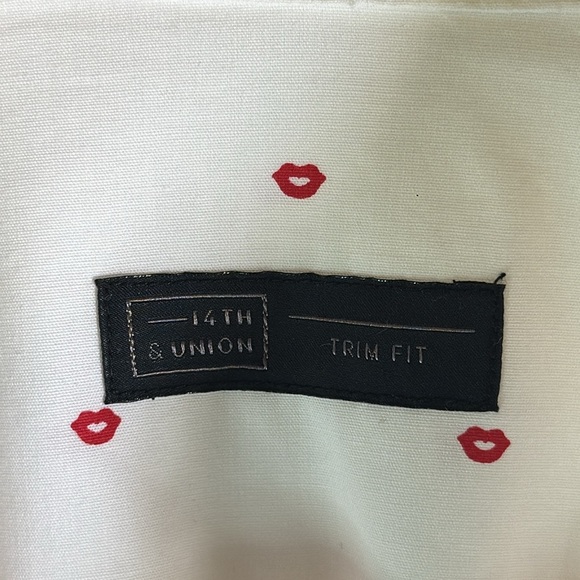 NWT 14th & Union Red 👄 Button Down White Shirt Trim Fit Men Small 14-14.5” - Picture 3 of 11